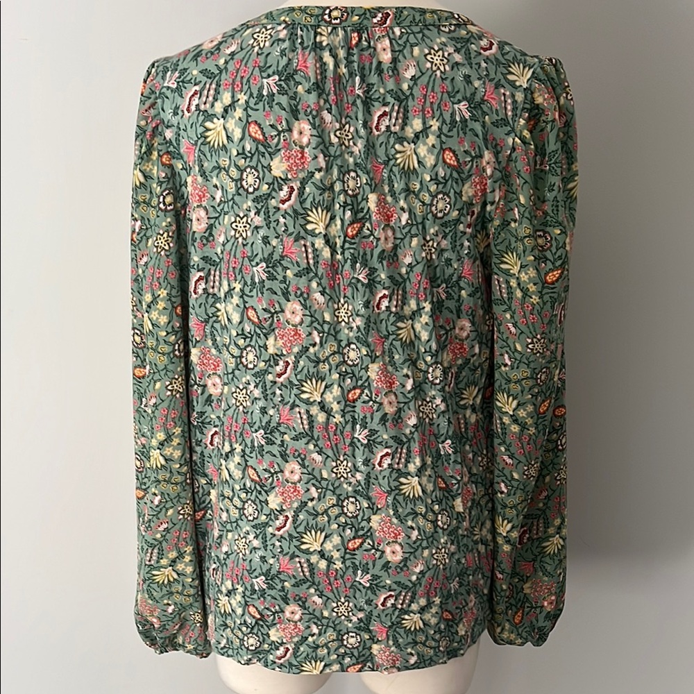 LOFT Green Blouse with Mandarin Collar and Long Sleeves - Picture 6 of 6